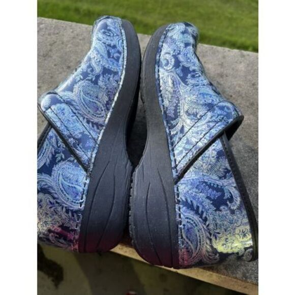 Dansko Professional Clog Women Crosshatch Patent Size 10.5-11 / EU 41 M - Picture 2 of 5